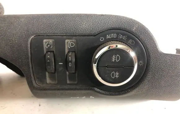Opel Insignia A Light switch 13268694
