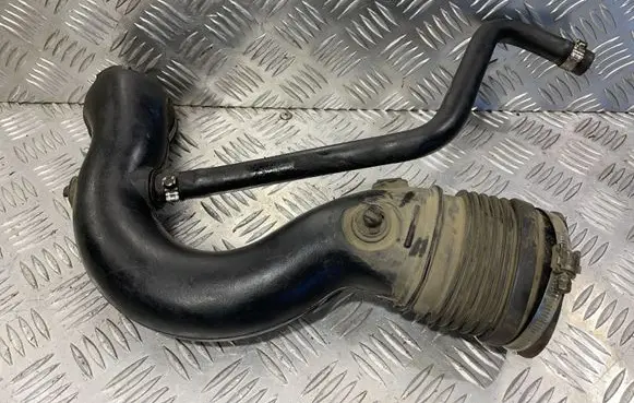 Peugeot Partner Air intake hose/pipe 9627650580