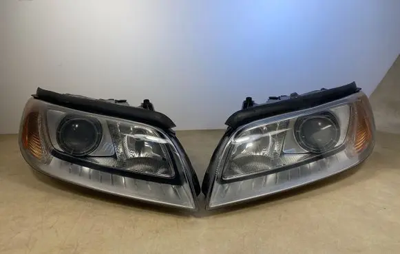 Volvo S80 Headlights/headlamps set 30796133
