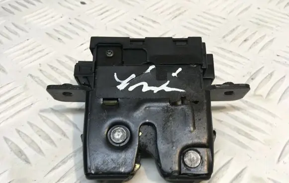 Renault Laguna II Tailgate/trunk/boot lock/catch/latch 8200295641