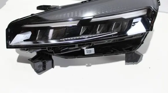 Renault Clio V Headlight/headlamp 260600149R