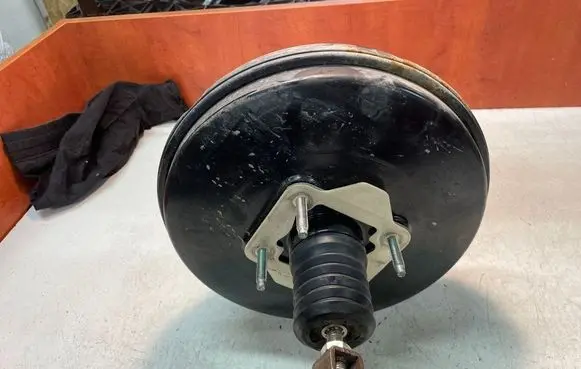 Mazda 6 Brake booster