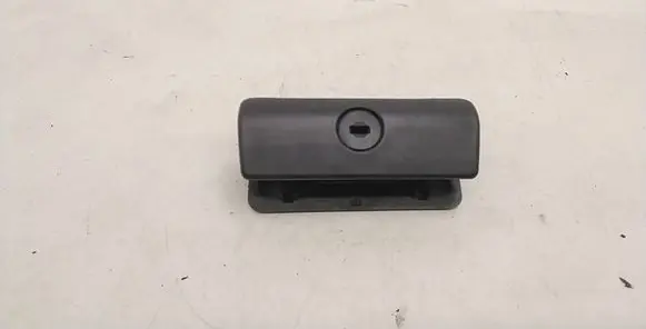 BMW 3 E46 Glove box handle