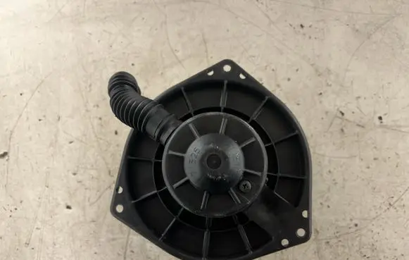 Nissan Navara D22 Heater fan/blower