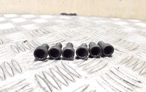 Audi TT TTS Mk2 Flywheel bolts 