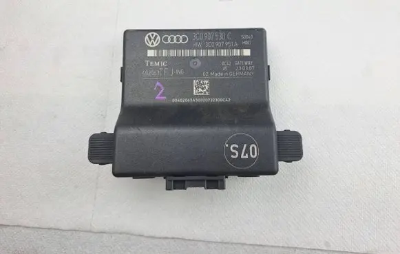 Volkswagen PASSAT B6 Gateway control module 3C0907530C 402063 30907951A