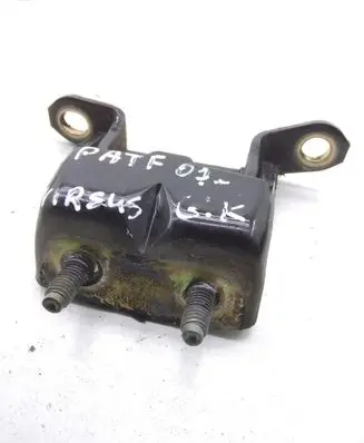 Nissan Pathfinder R51 Rear door upper hinge