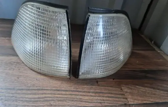 BMW 3 E36 Front indicator light