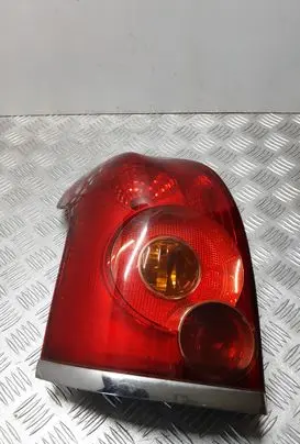 Toyota Avensis T250 Rear/tail lights