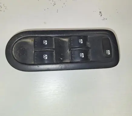 Renault Scenic II - Grand scenic II Electric window control switch 156018070