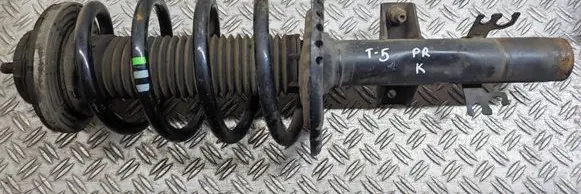 Front shock absorber with coil spring