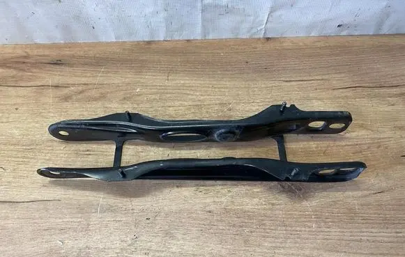 BMW 5 G30 G31 G38 Rear upper control arm/wishbone 6875104