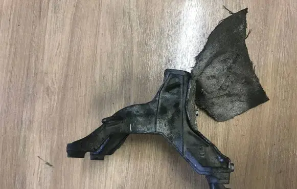 Audi A5 8T 8F Engine mounting bracket 8k0199388