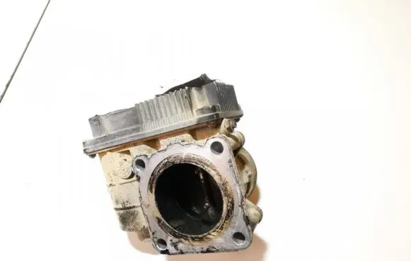 Nissan Almera N16 Throttle valve Q44012 SERA57601