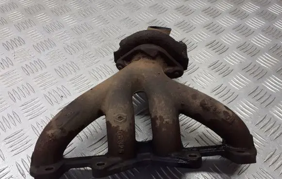 Renault Clio II Exhaust manifold