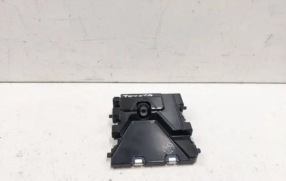 Windshield/windscreen camera