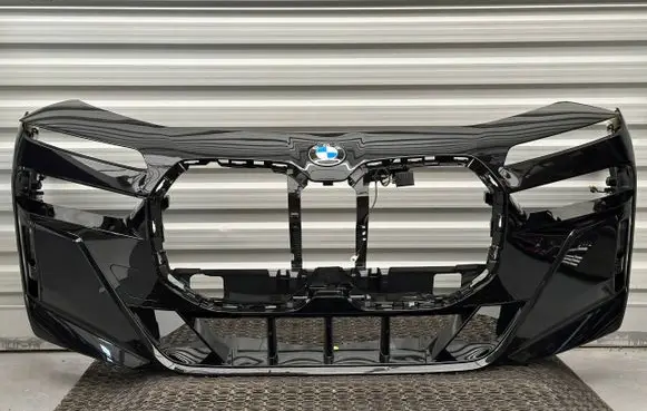 BMW 7 G70 Front bumper
