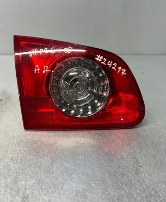 Volkswagen PASSAT B6 Tailgate rear/tail lights 272001