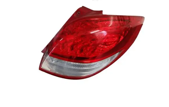 Hyundai Veloster Headlight/headlamp 924022V120 110521A