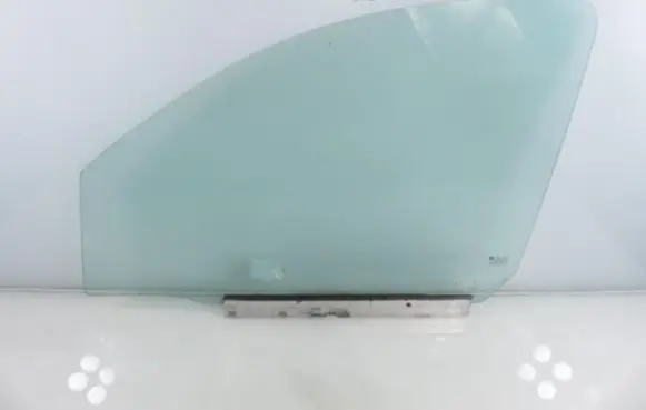 Opel Combo C Front door window glass four-door