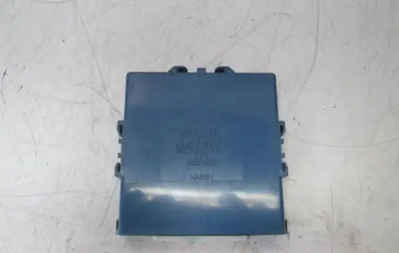 Toyota Corolla Verso AR10 Combustion control unit/module 