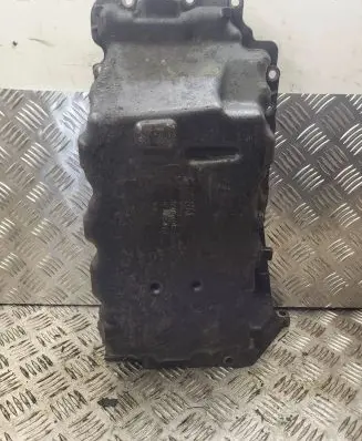 Oil sump