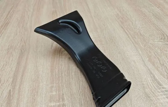 BMW X4 G02 Cabin air duct channel 7425128