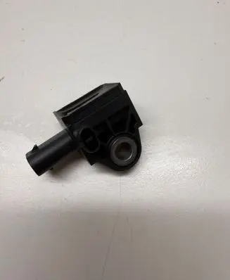 Chrysler Pacifica Airbag deployment crash/impact sensor 53312250 68185746AA