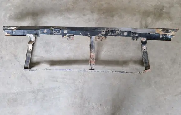 Mitsubishi Pajero Sport I Front bumper cross member MR371691