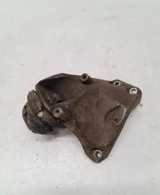 Audi A6 S6 C6 4F Gearbox mounting bracket 8E0399113L