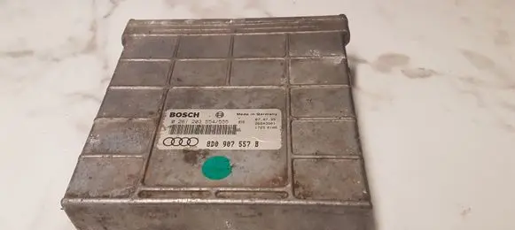 Audi A4 S4 B5 8D Engine control unit/module 0261203554 8D0907557B