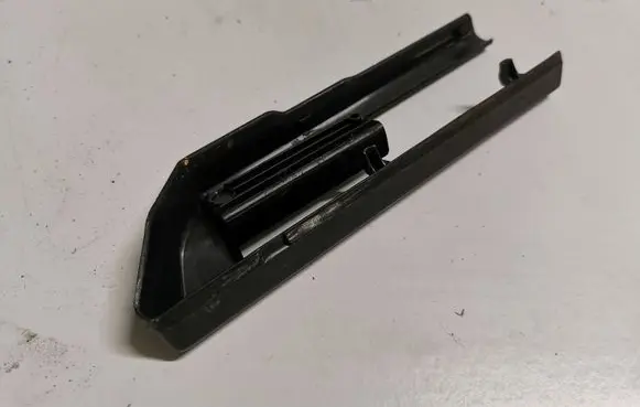 BMW 7 E65 E66 Front passenger seat rail trim 608290 700770