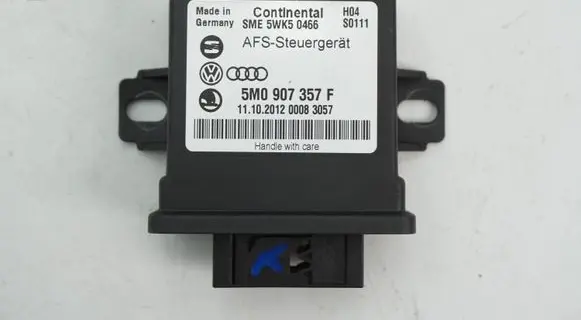 Volkswagen PASSAT B7 Light module LCM 5M0907357F