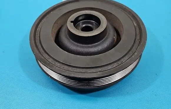 Jeep Grand Cherokee Crankshaft pulley 6081B2038F IMPRK1594927