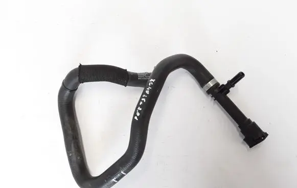 Volvo XC40 Engine coolant pipe/hose 32252068