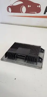 Audi A4 S4 B5 8D Sound amplifier