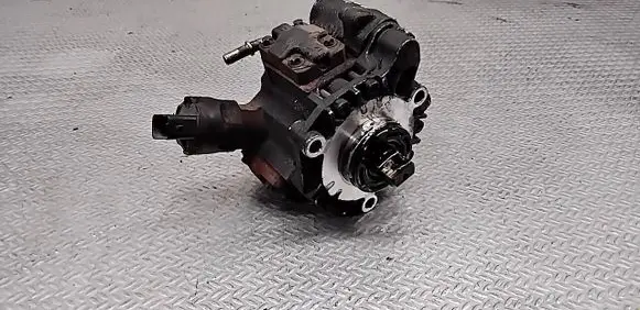 Ford Mondeo MK IV Fuel injection high pressure pump 9683624080 5WS40380