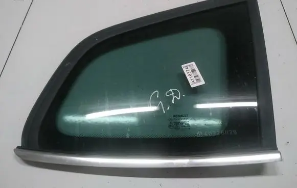 Renault Laguna III Rear side window as3