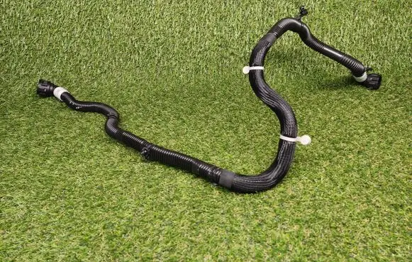 Tesla Model 3 Electric car engine cooling hoses/pipes 107759500E