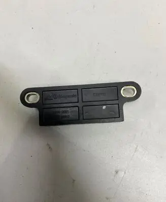Mercedes-Benz E W211 Airbag deployment crash/impact sensor 015700BG 68B00001