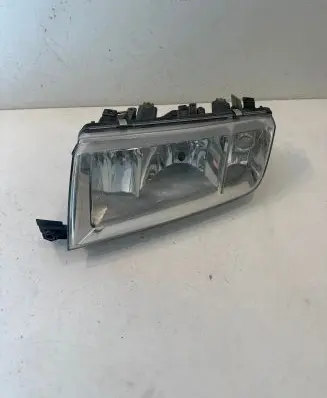 Skoda Fabia Mk1 (6Y) Headlight/headlamp