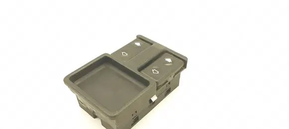 BMW 5 E34 Electric window control switch 1374491