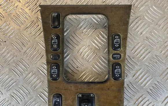 Mercedes-Benz E W210 Electric window control switch 2108214151 03750012