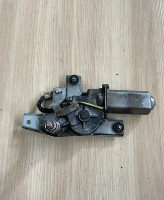 Toyota Land Cruiser (HDJ90) Rear window wiper motor 8513060150
