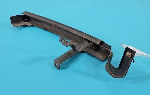 Opel Monterey Front bumper mounting bracket IMPRK1463035