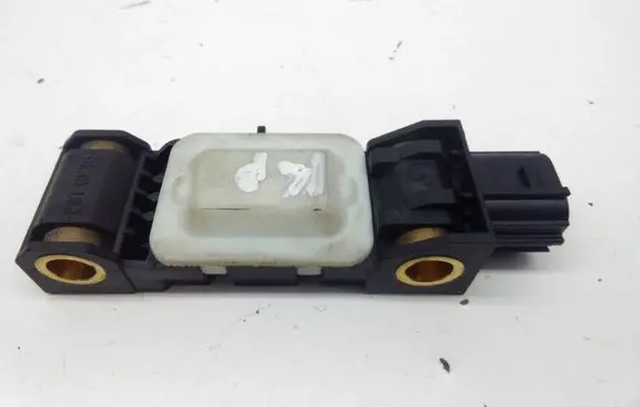 Nissan Note (E11) Airbag deployment crash/impact sensor