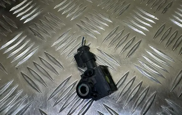 Mercedes-Benz C AMG W205 Airbag deployment crash/impact sensor 2229051400