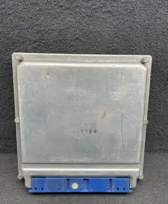 Audi A8 S8 D2 4D Engine control unit/module 4D0907409B 0281001868