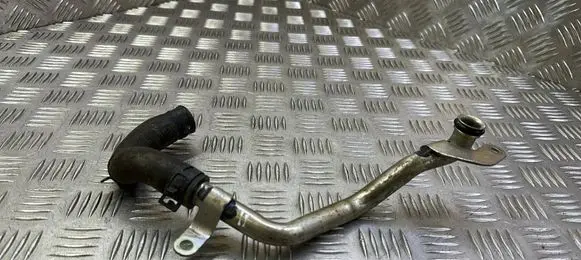 Mazda CX-30 Engine coolant pipe/hose
