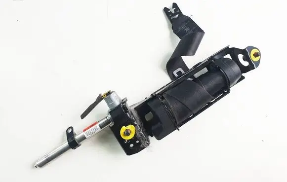 Volvo V50 Front seatbelt 30661788